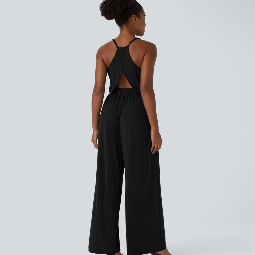 HALARA Sleek Black Jumpsuit